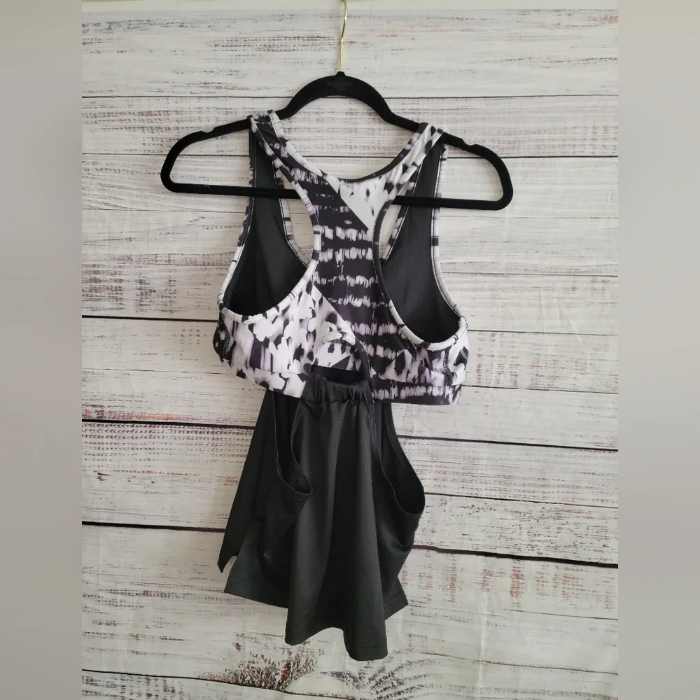 Mono B L Razor back cut out Bra Tank - Picture 3 of 4